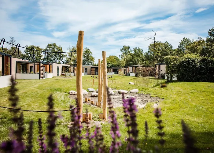 Recreatiewoning 'Dwergarend' op Gemoedelijk Vakantiepark Voorthuizen